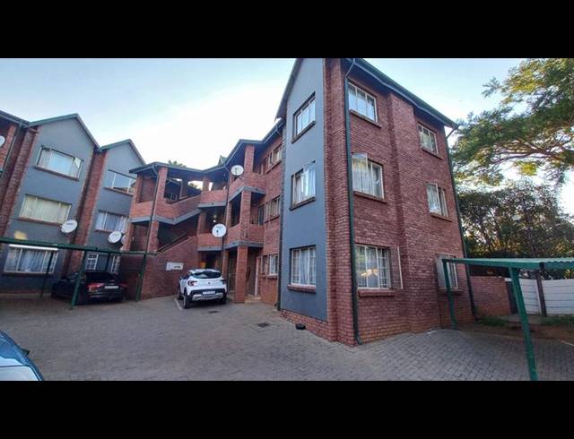 2 BEDROOM APARTMENT FOR SALE IN PRETORIA GARDENS